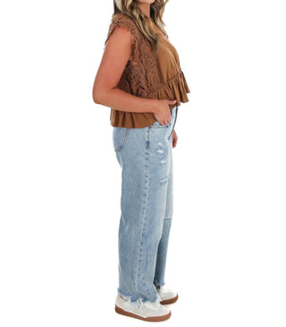 Ee:Some - Delicate Edge Lace Trim Top