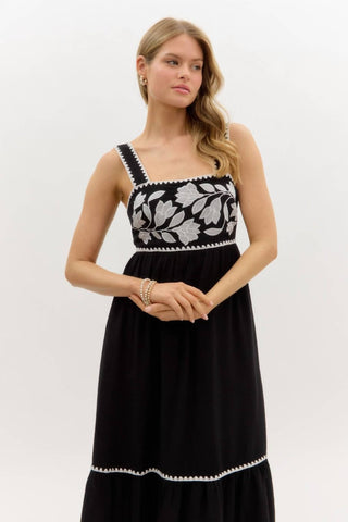 Entro - Floral Embroidered Stitch Midi Dress