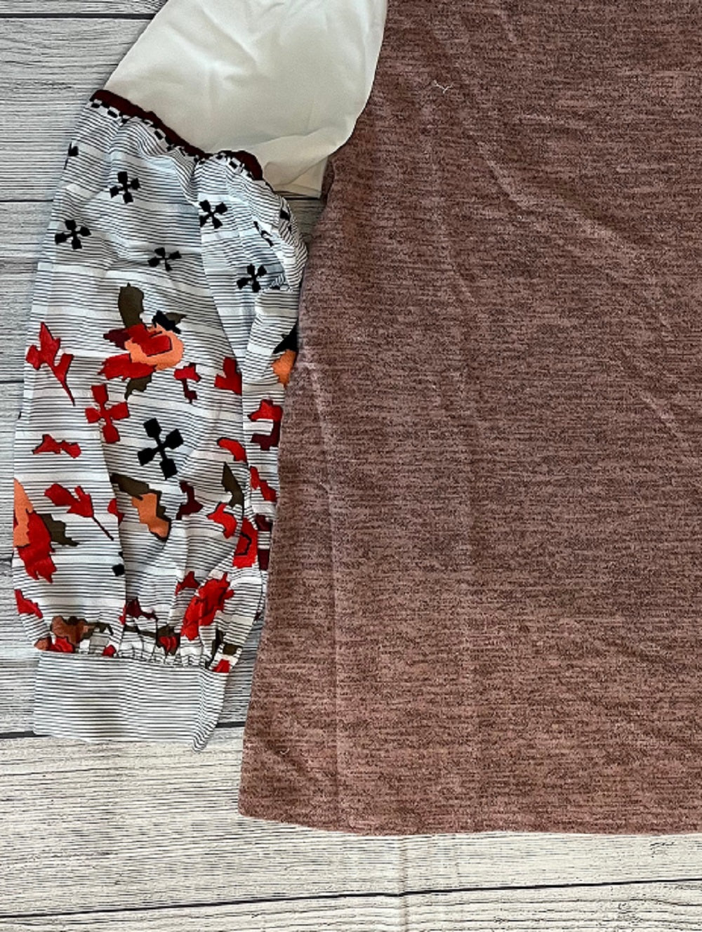 Frankie & Pop Women's Knit Floral Print Long Sleeve Top Brown Size Medium