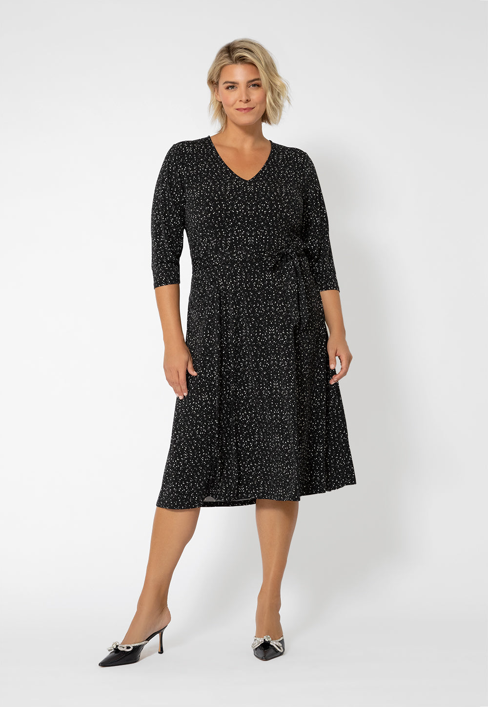 Leota Women's Updated Belt Eliza Dress Black Size 3X