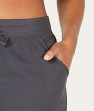 Ideology  Women's Woven Shorts 7" Dark Gray Size 2 Extra Large