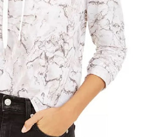 Bar III Women's Marble-Print Pullover Hoodie White Size Large