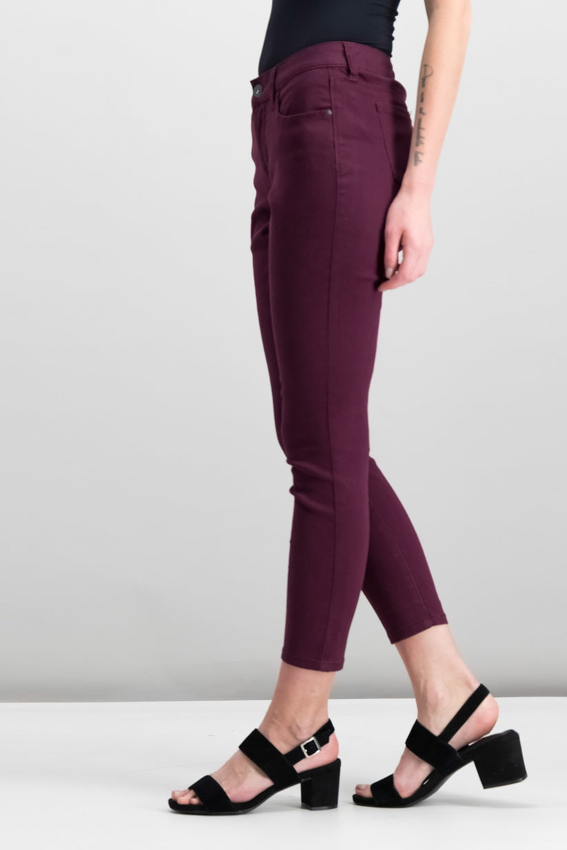 Style & Co Women's Curvy-Fit Skinny Jeans Berry Jam Size 16