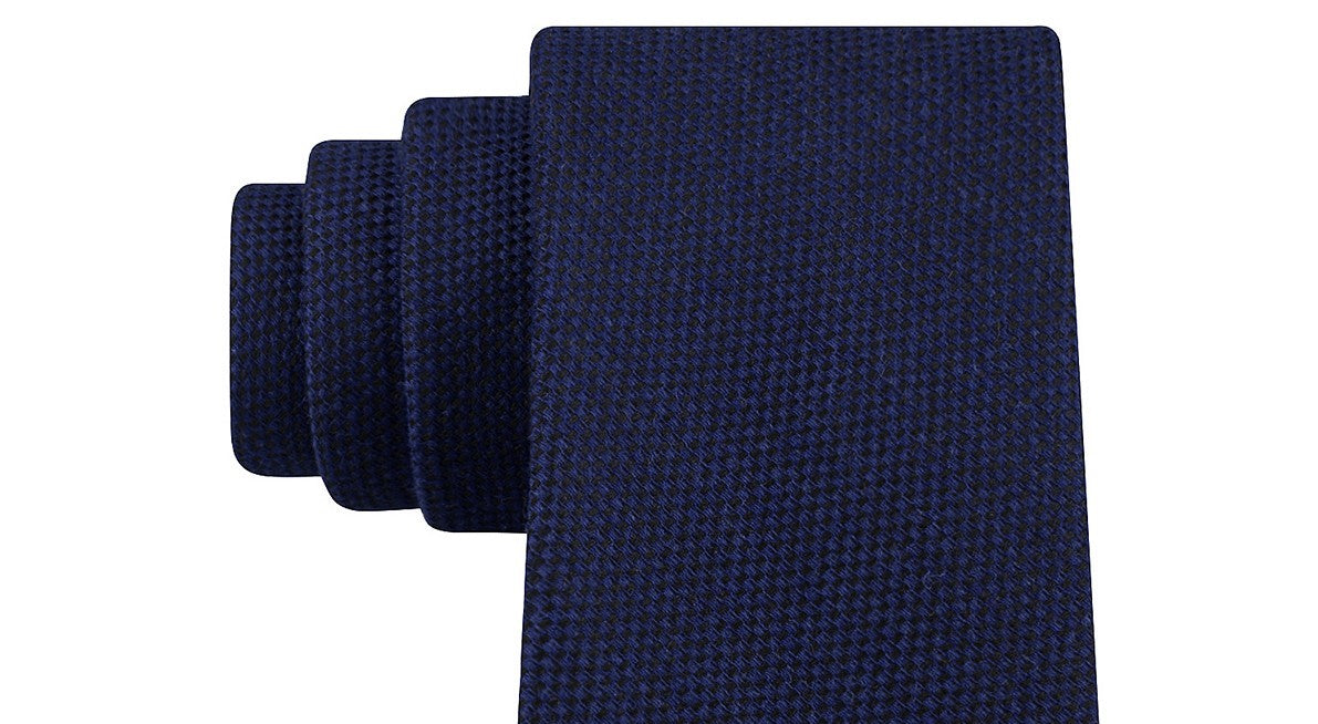Tommy Hilfiger Men's Aaran Solid Tie Blue Size Regular