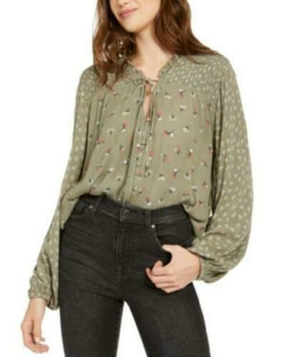 Hippie Rose Juniors' Ditsy Floral Peasant Top Green Size Extra Large