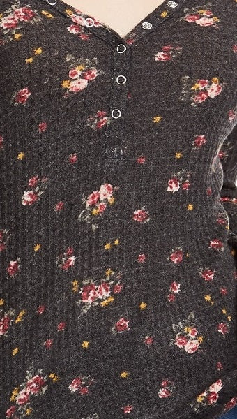 Ultra Flirt Juniors' Floral Print Waffle Texture Henley Top Black Size X-Large