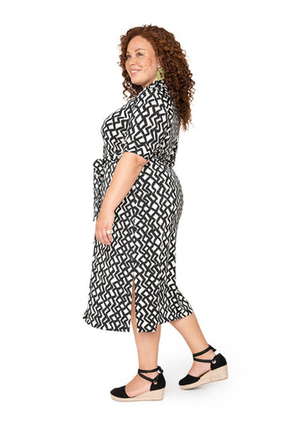 Leota's Curve Women Jade Shirt Dress Zig Zag Black White