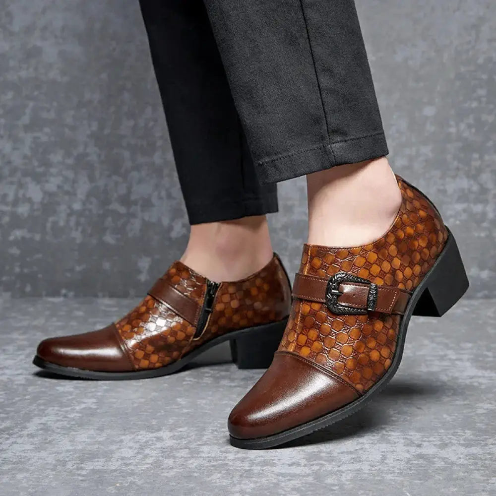 Men's Crocodile Pattern Leather Cuban Buckle Shoes
