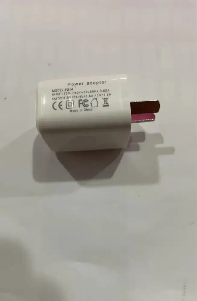 G-shaped Led Lamp with Bluetooth Speaker and Wireless Charger