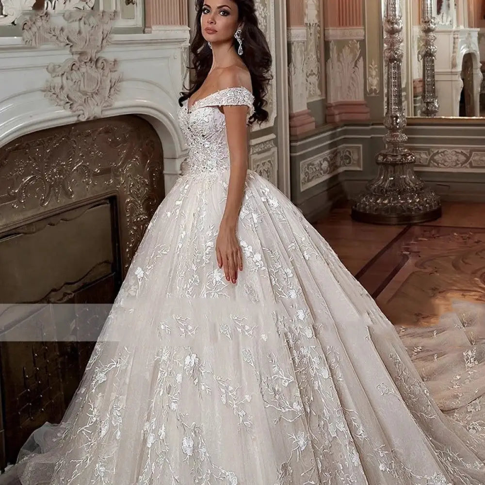 French Mori Embroidered Off-shoulder Tulle Wedding Dress