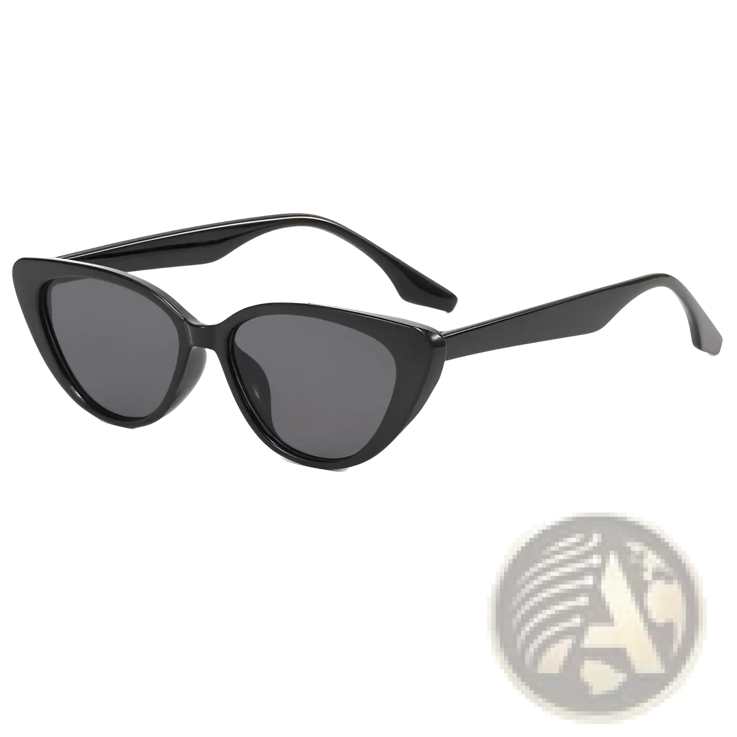 Retro Chic Cat Eye Sunglasses with Tinted Lenses