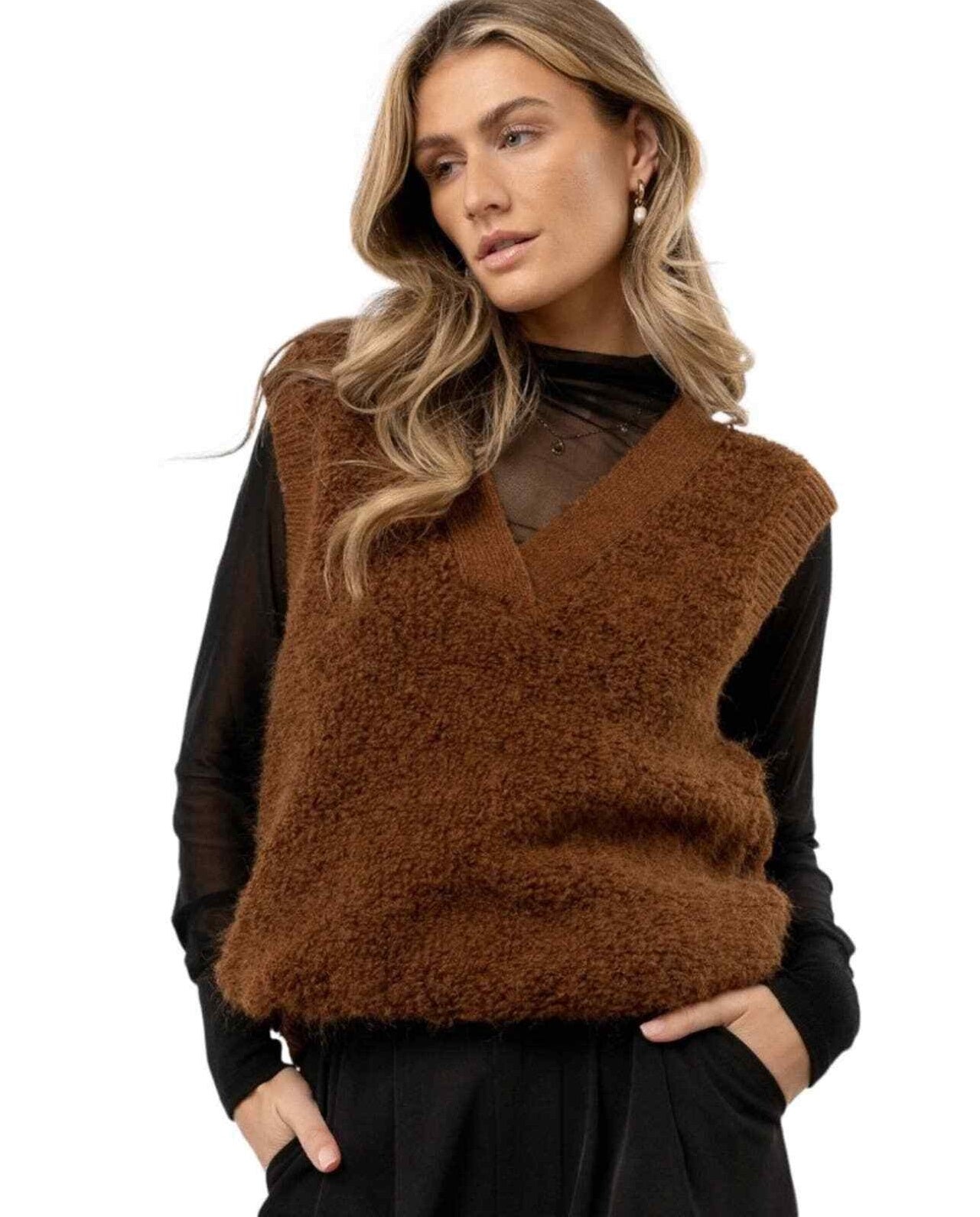 VERO MODA Women's Lucia Sweater Vest Brown