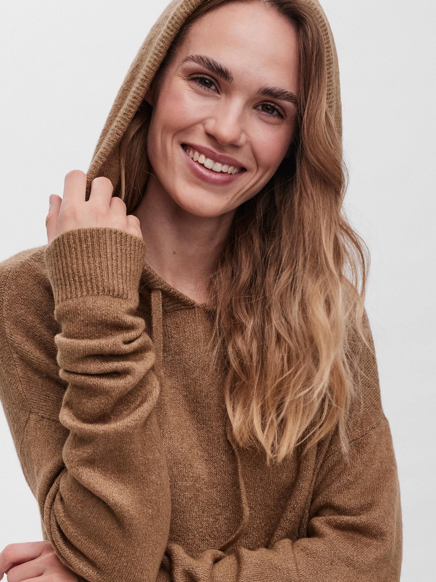 VERO MODA Women's Lefile Hooded Long Sleeve Sweater Dress Brown