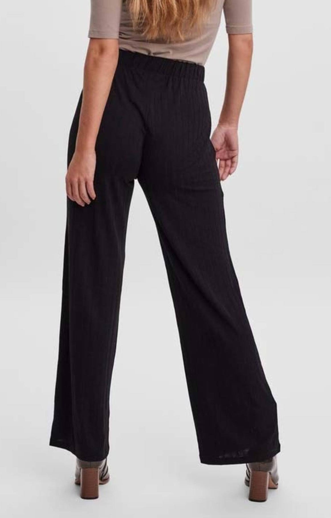 VERO MODA Women's Ryann Pants Black Size 40