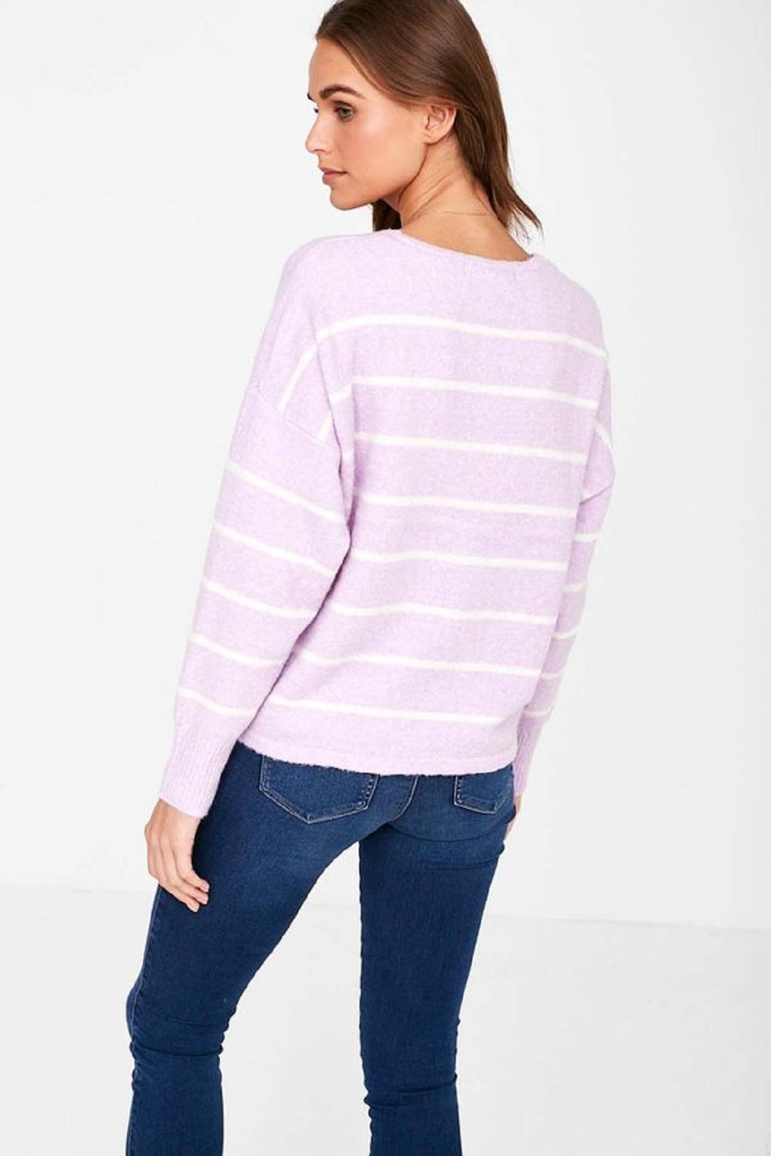 Anns Cottage Women's Doffy V Neck Jumper Purple