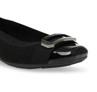 Anne Klein Women's Uplift Flat Black Size 7.5 M