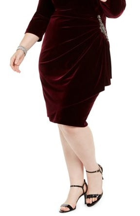 Alex Evenings Women's Embellished Zippered 3/4 Sleeve Jewel Neck Knee Length Sheath Formal Dress  Wine  Size 22W