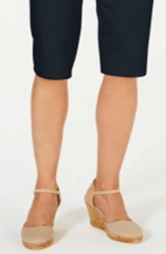 Charter Club Women's Capri Shorts Blue Size 4