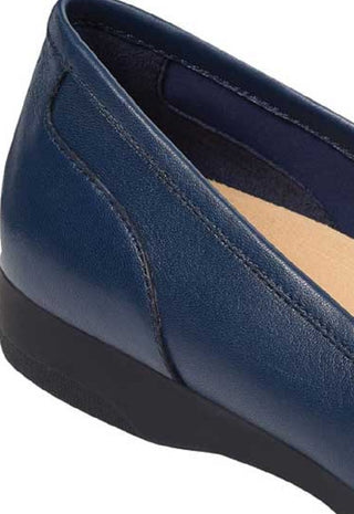 Easy Spirit Women's Devitt Oxford Flat Blue Size 5 M