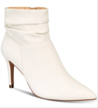 XoXo Women's Taniah Pointed Toe Ankle Fashion Boots White Size 11