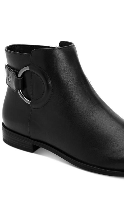 Alfani Women's Avvia Closed Toe Ankle Fashion Boots Burgendy Size 7 M -