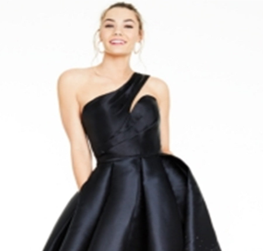 Glamour by Terani Junior's One Shoulder Metallic Mikado Gown Black Size 4