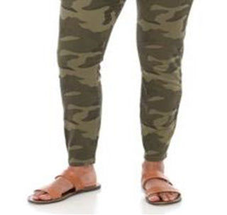 Celebrity Pink Junior's Camo Print High Rise Skinny Jeans Green Size 9