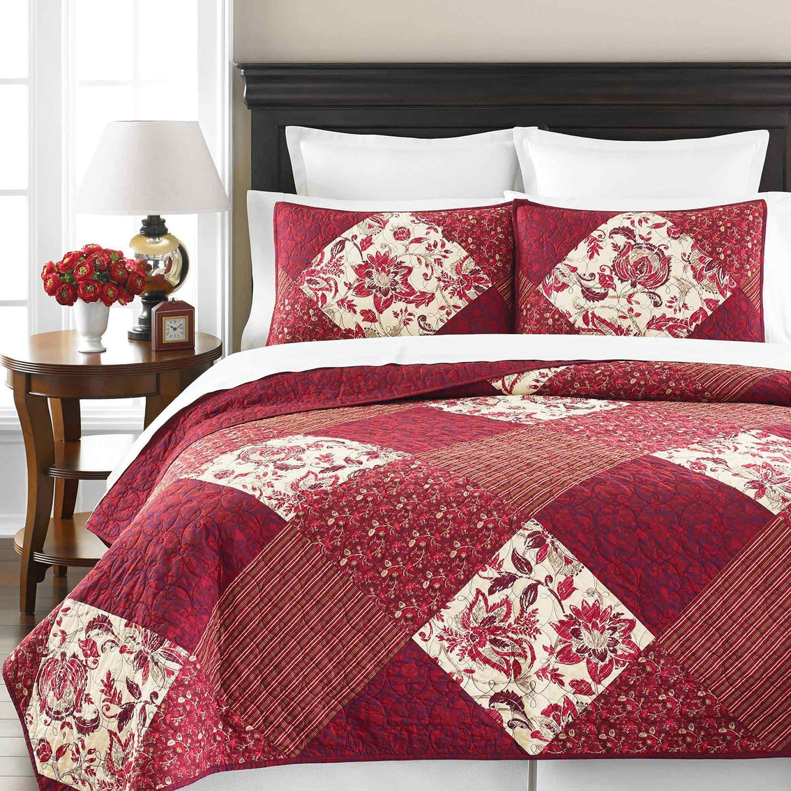 Martha Stewart Collection Somerset Square Standard Sham, Red
