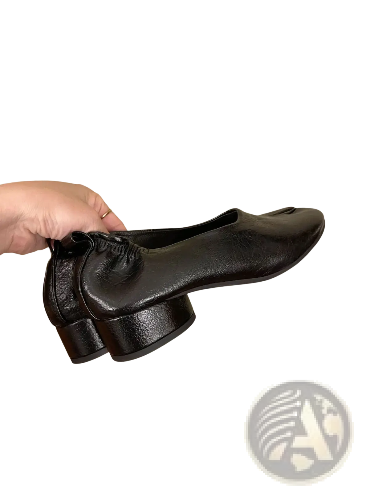 Split Toe Tabi Leather Pumps Mid Heel Horseshoe Shoes