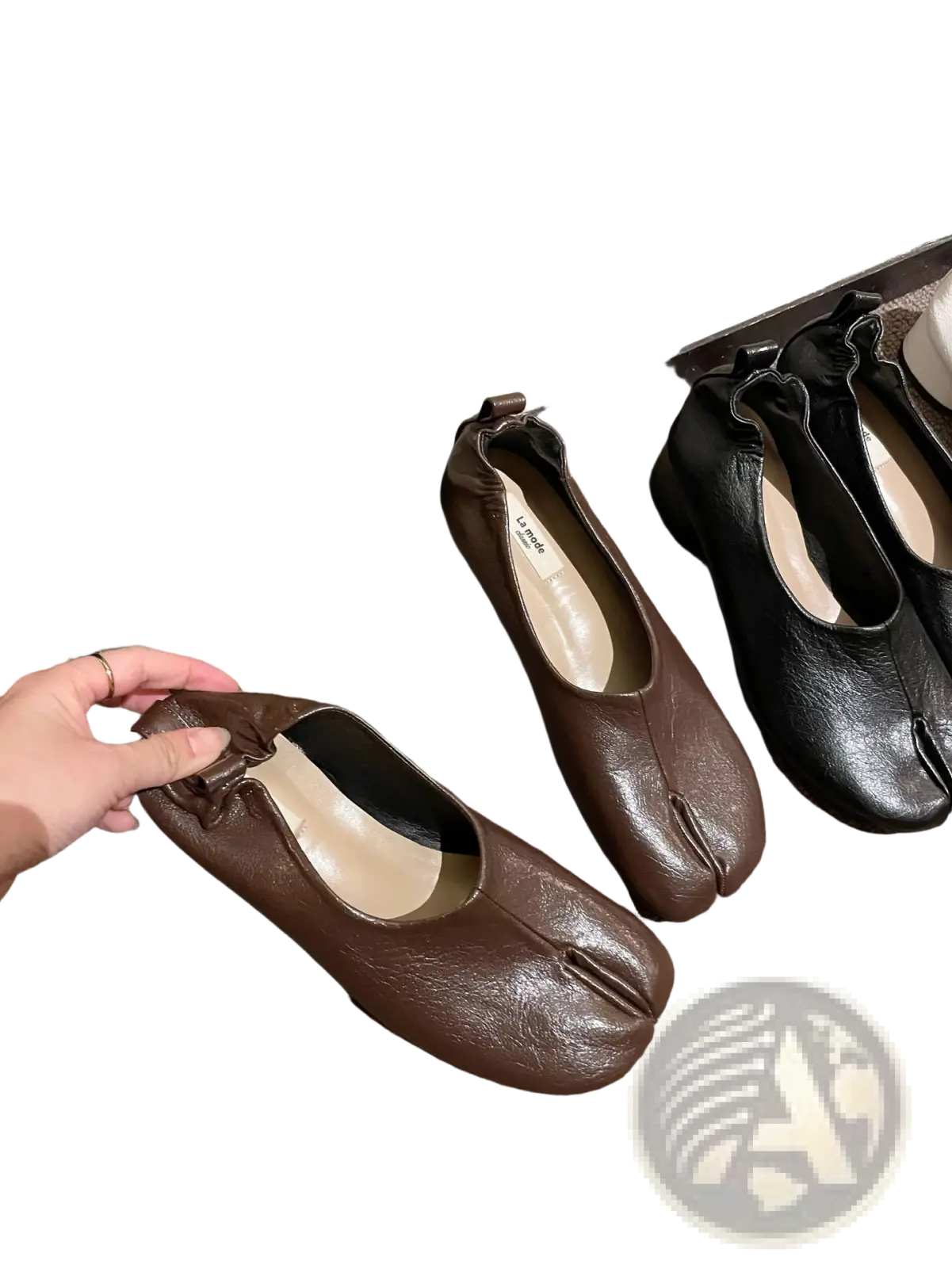 Split Toe Tabi Leather Pumps Mid Heel Horseshoe Shoes