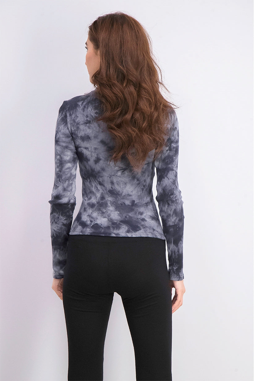 Planet Gold Juniors' Tie-Dye Mock Neck Top Black Size Medium