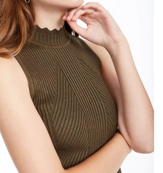 Almost Famous Junior's Mock Neck Scallop Edge Dress Green Size Small