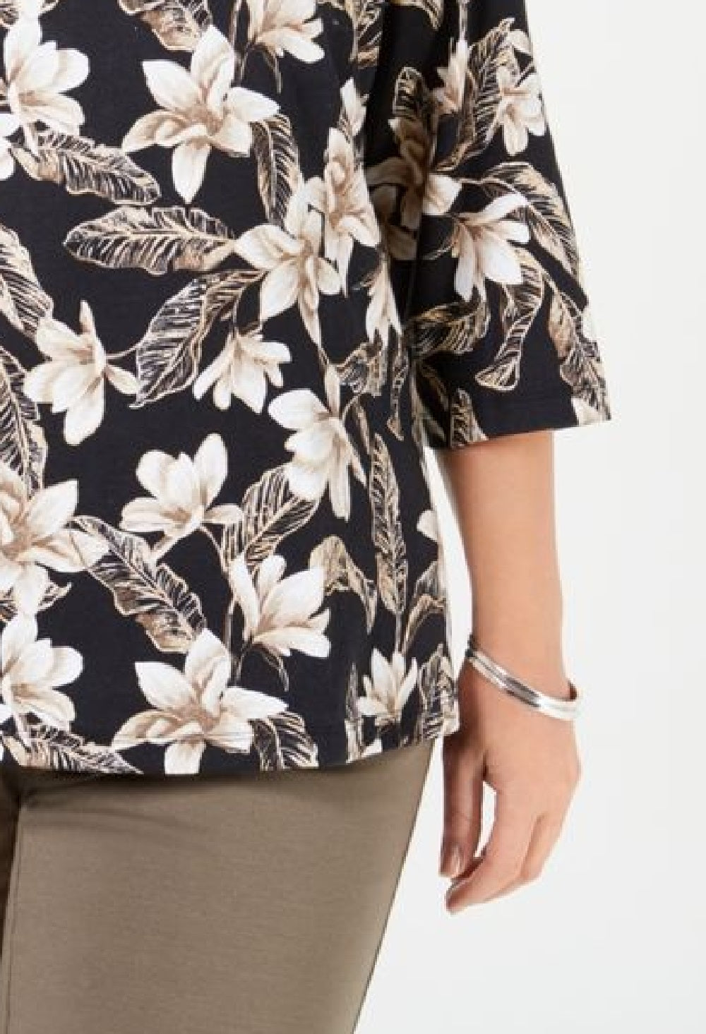 Karen Scott Women's Floral Print V Neck Top Black Size Small