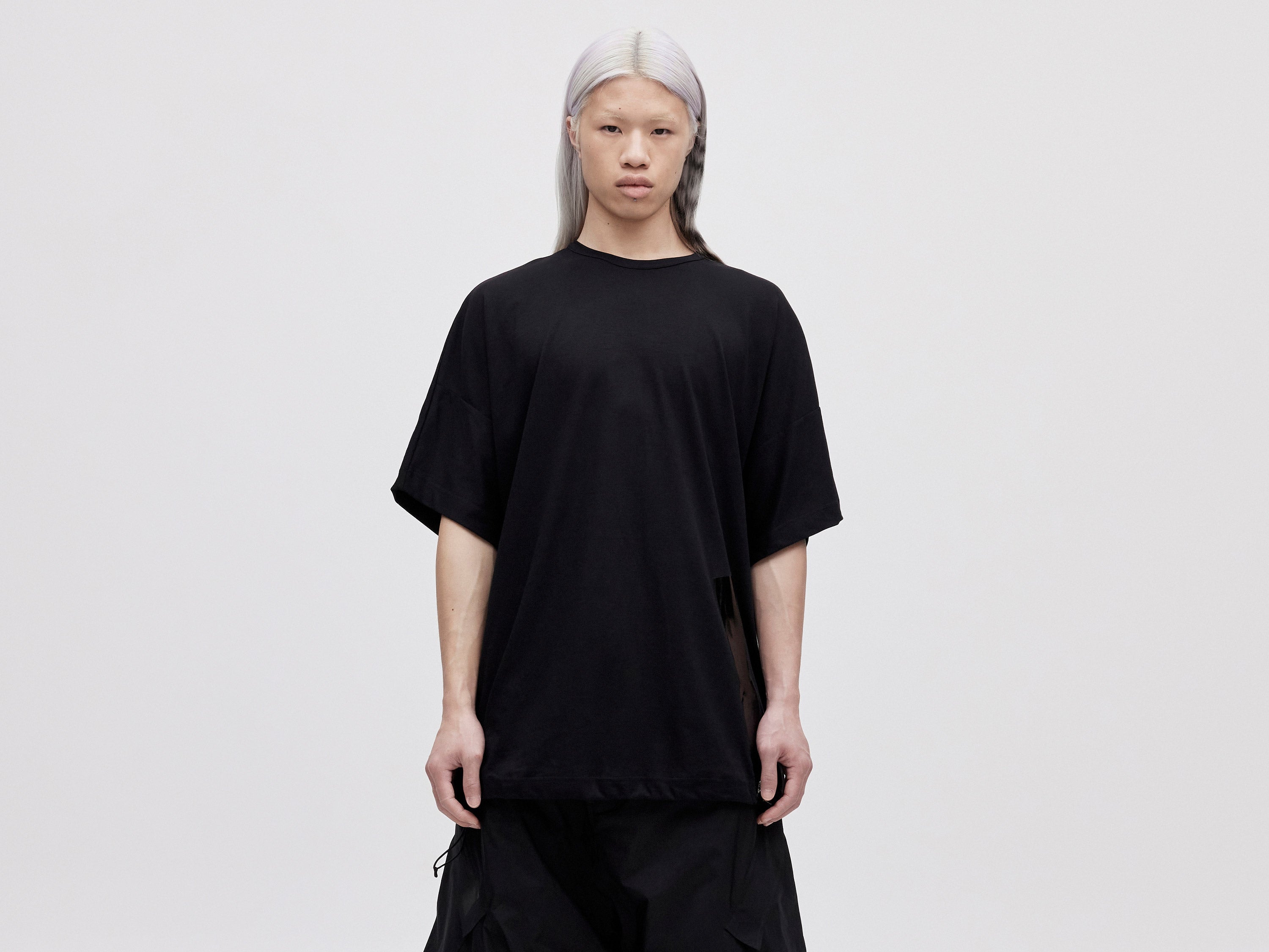 O.S Zip Back Tee - Black