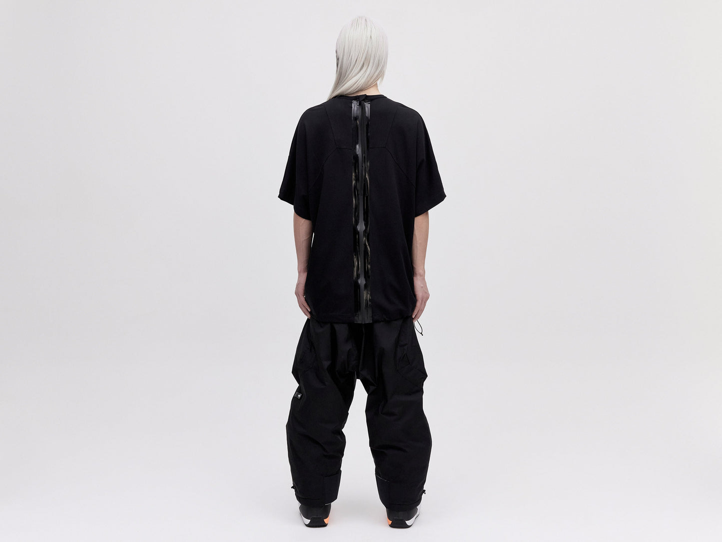 O.S Zip Back Tee - Black