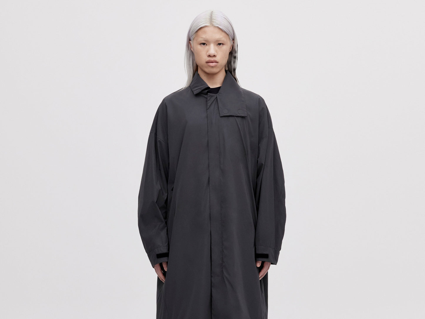 Mac Coat - Reflective Black