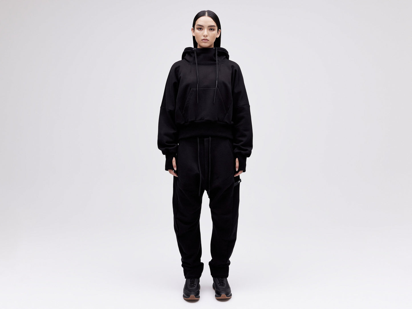 Cropped Hoodie - Black