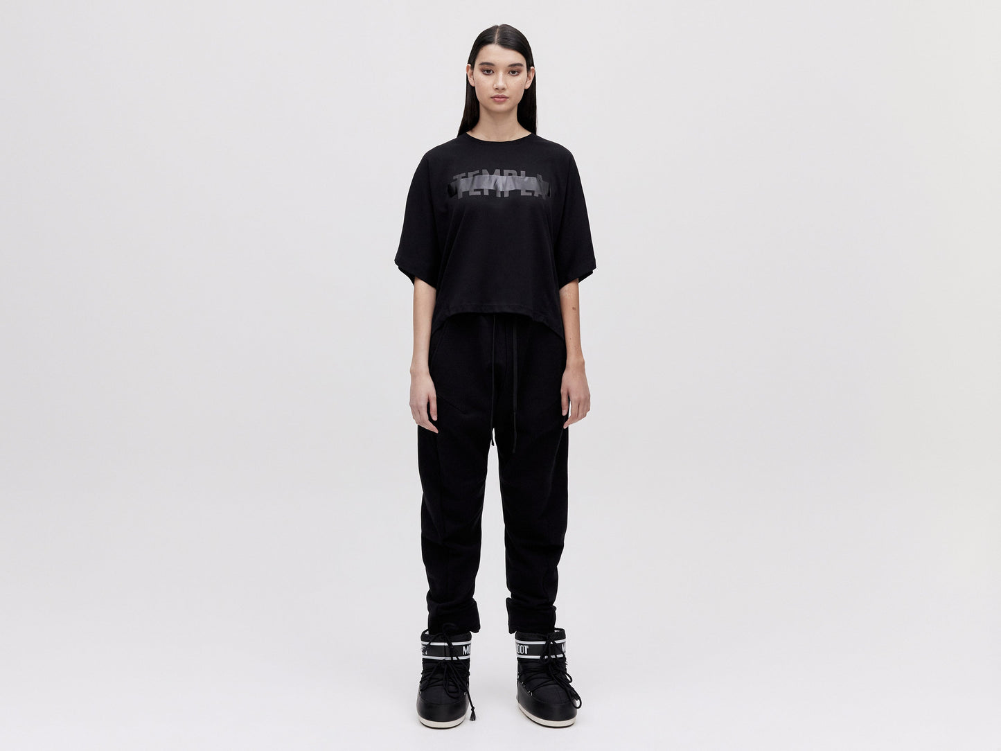 Cropped Tee - Black