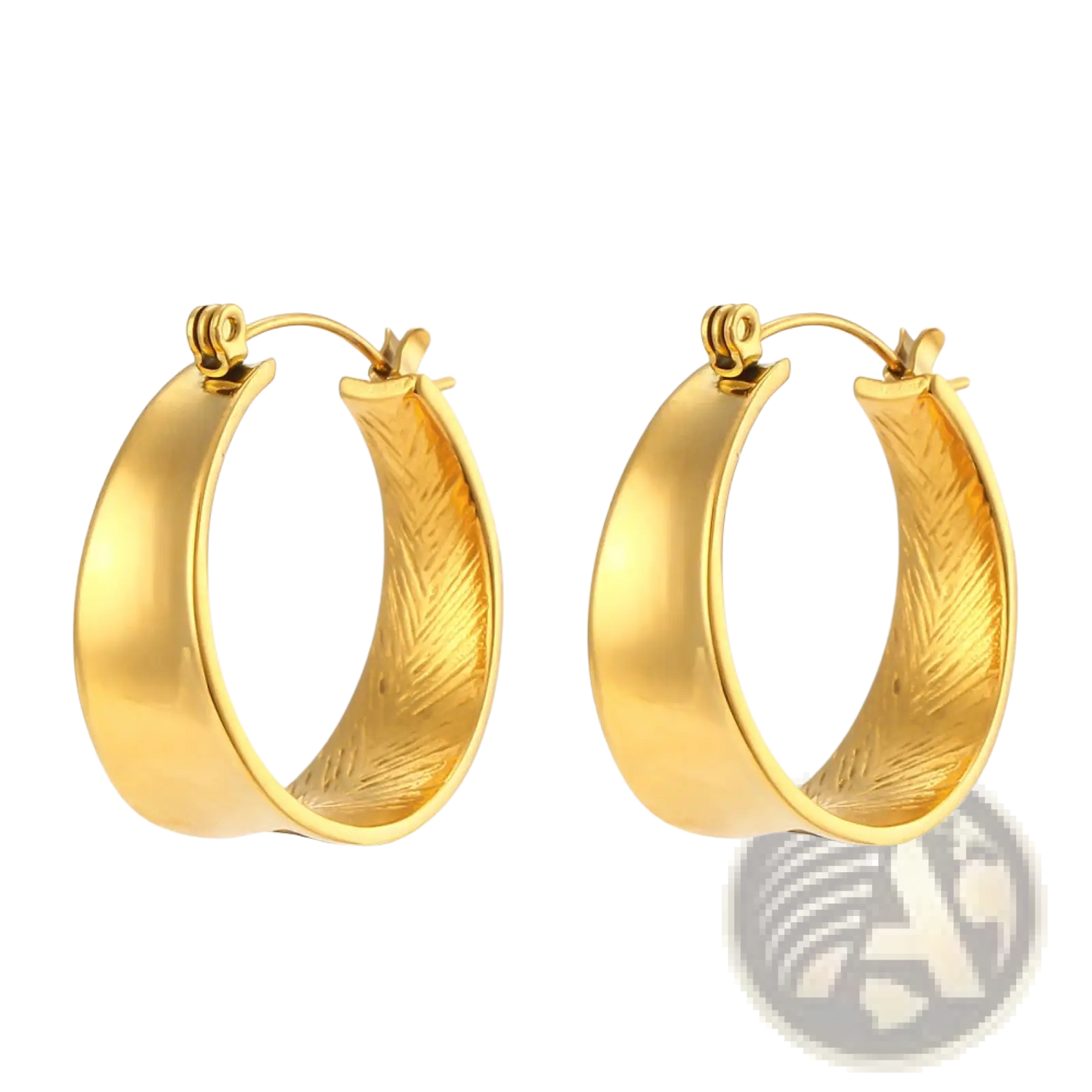 Textured Feather Interior Gold Gradient Hoop Earrings