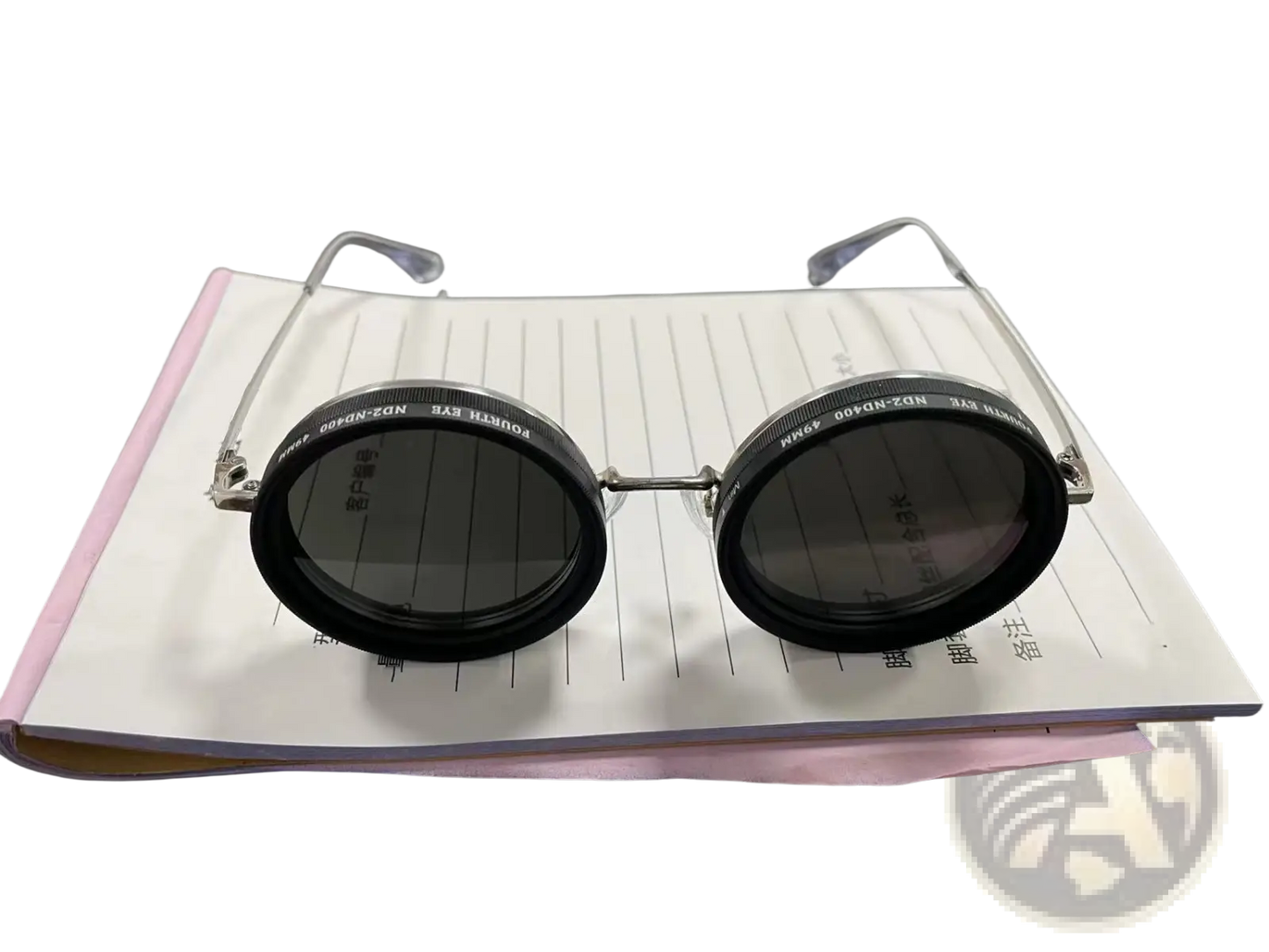 Unisex Round Uv Resistant Sunglasses with Metallic Frames