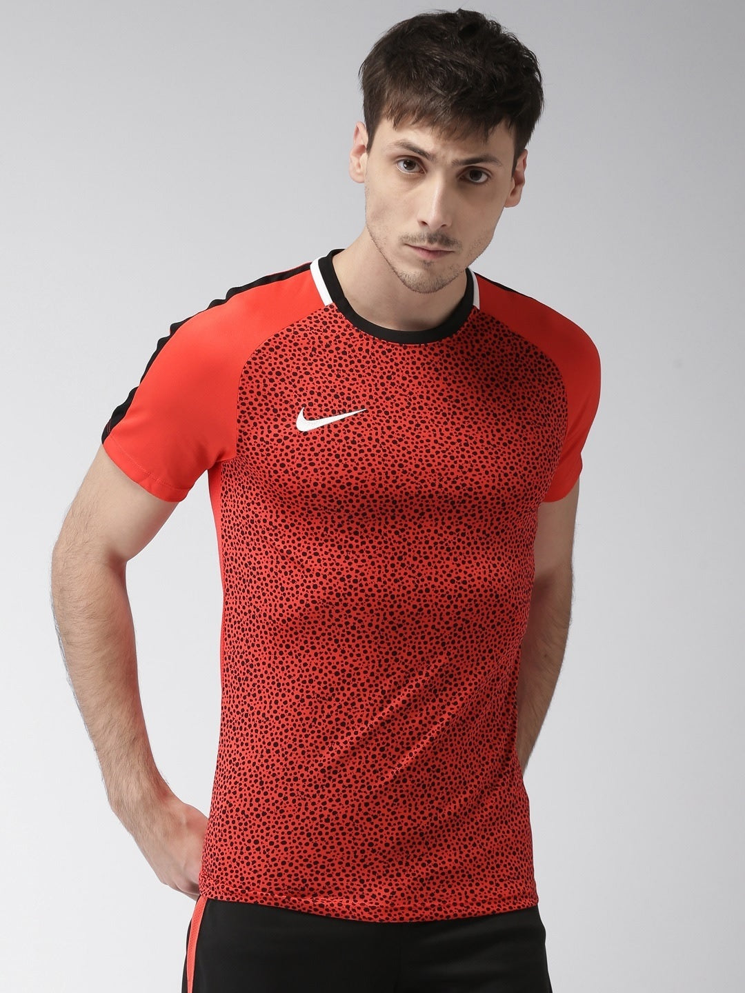 Nike Men's Dry Print Logo Training T-Shirt Red- Size Large