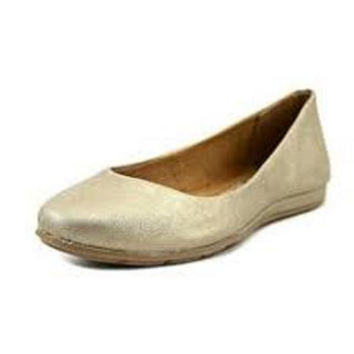 American Rag Women's Ellie Flats  Women's Shoes Med Beige Size 6 M