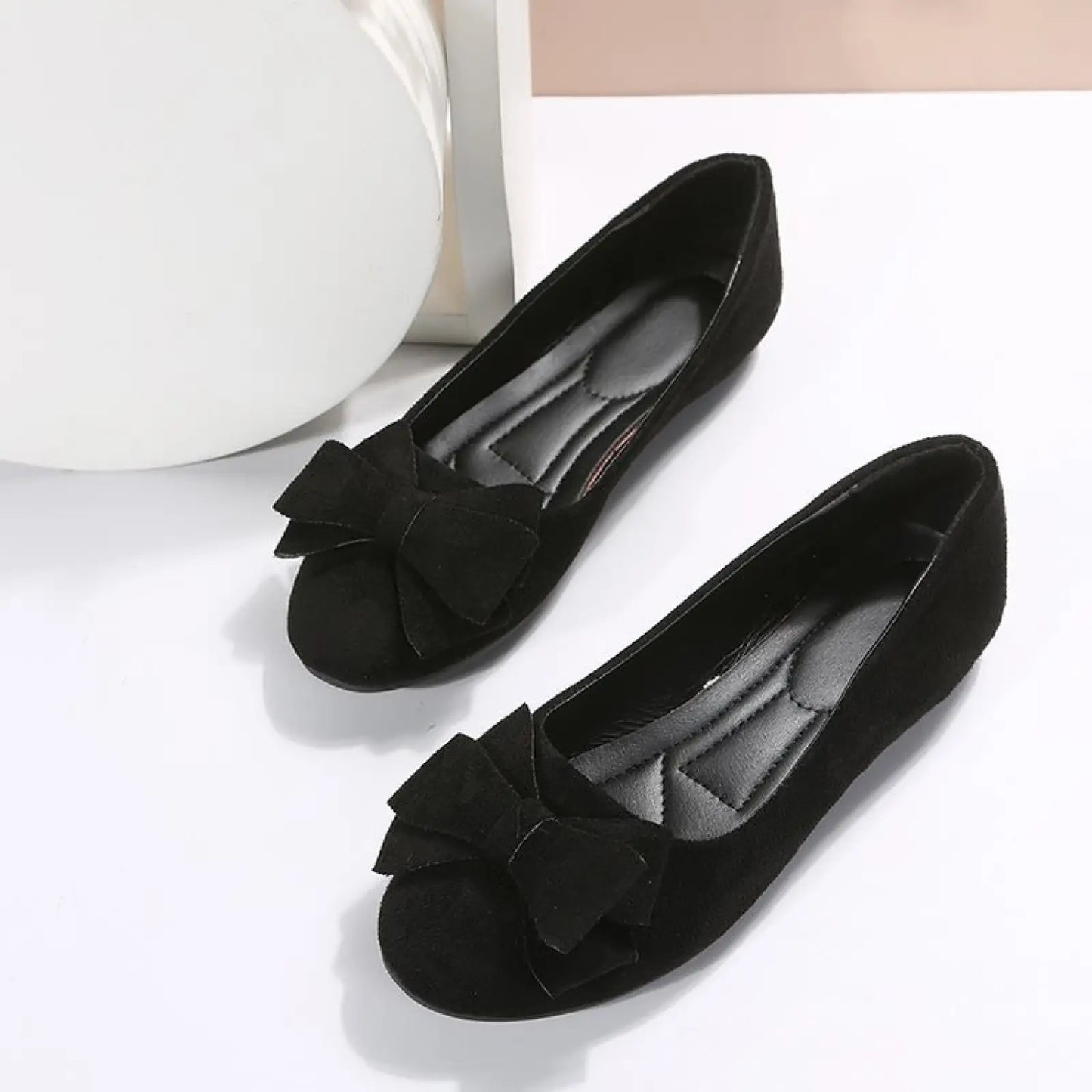Women's Suede Bow Round Toe Flat Gommino Loafers