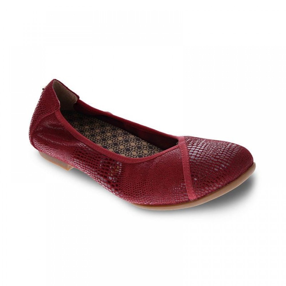 Revere Women's Nairobi Ballet Flats Cherry/Lizard Size 6 B(M) US