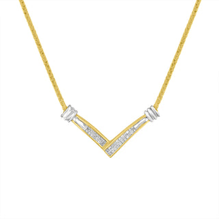 14K Yellow And White Gold 1/4 Cttw Princess Cut Diamond Channel-Set “V” Shape 18" Pendant Necklace (H-I Color, Si2-I1 Clarity)